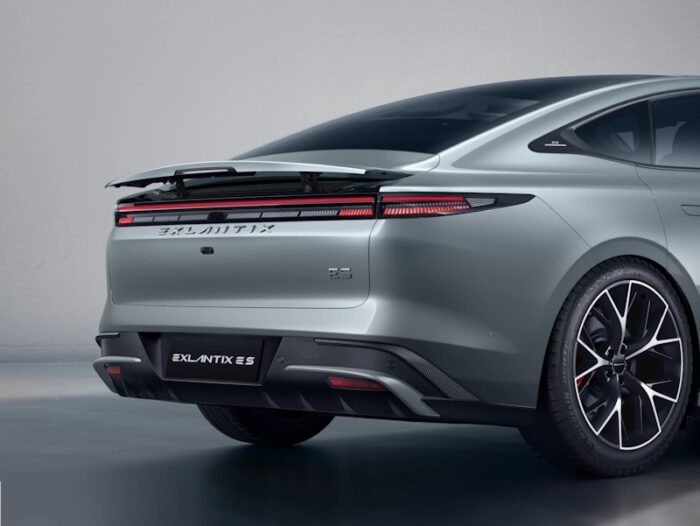 Exeed Exlantix ES (2024) - Image 2