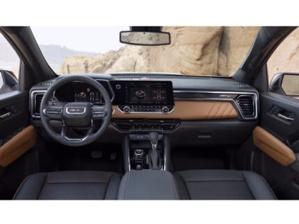 GMC Canyon (2025) Interior