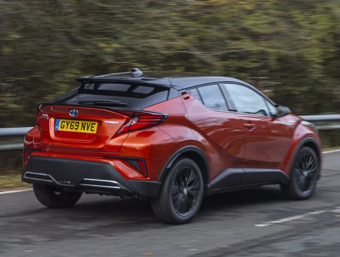 Toyota C-HR (2019) - Image 2