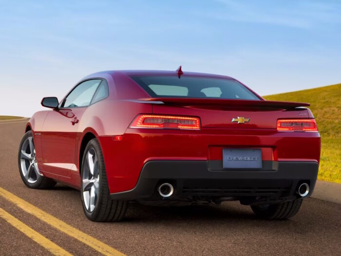 Chevrolet Camaro (2015) SS - Image 2