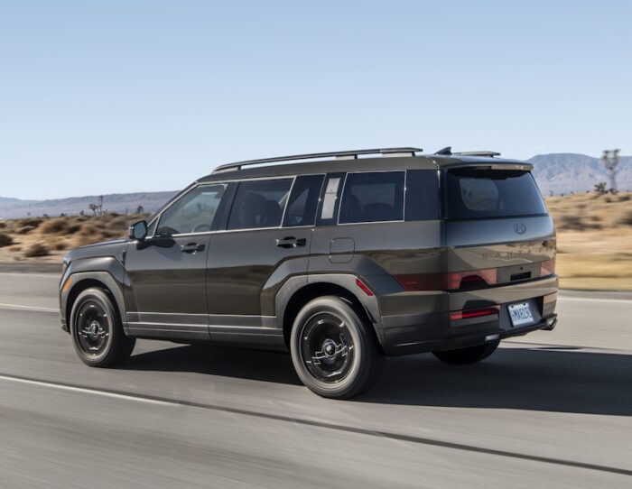 Hyundai Santa Fe (2024) XRT - Image 2