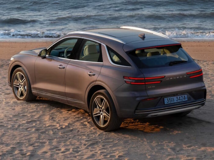 Genesis GV70 (2024) Electrified - Image 2