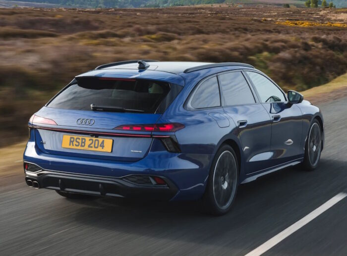 Audi A6 (2025) Avant S-Line - Image 2