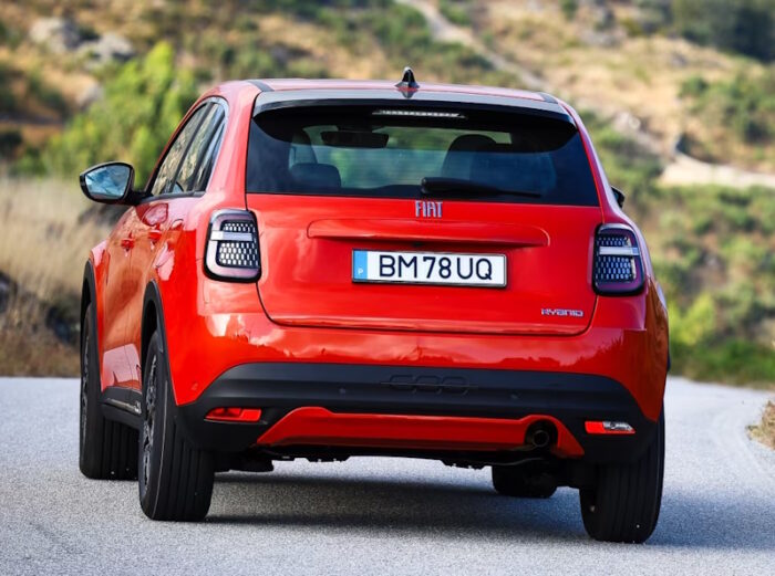 Fiat 600 (2024) Hybrid - Image 2