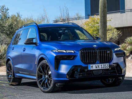BMW X7 (2022) M60i