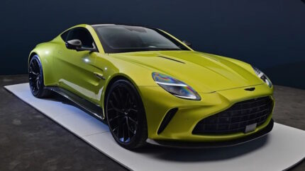 Aston Martin Vantage (2025) V8 Coupe