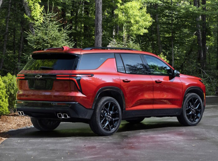 Chevrolet Traverse (2024) RS - Image 2