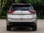 Nissan Rogue Platinum (2024) - Image 2
