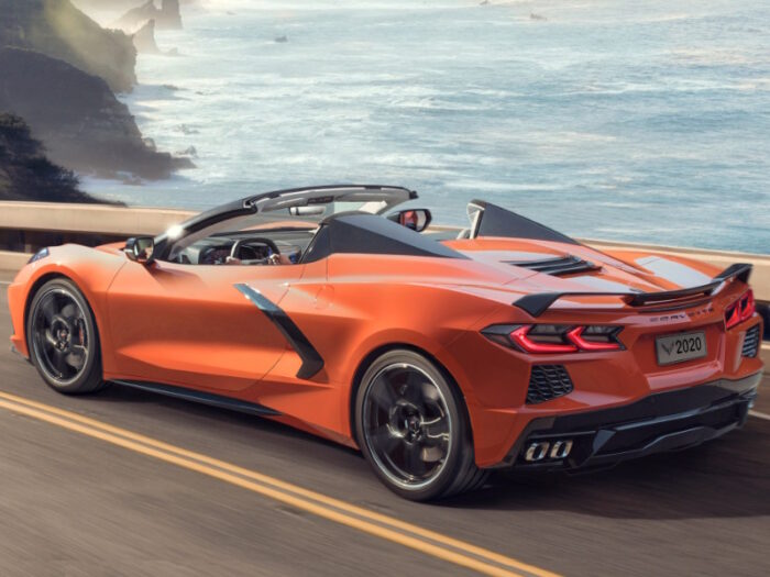 Chevrolet Corvette Stingray (2020) Convertible - Image 2