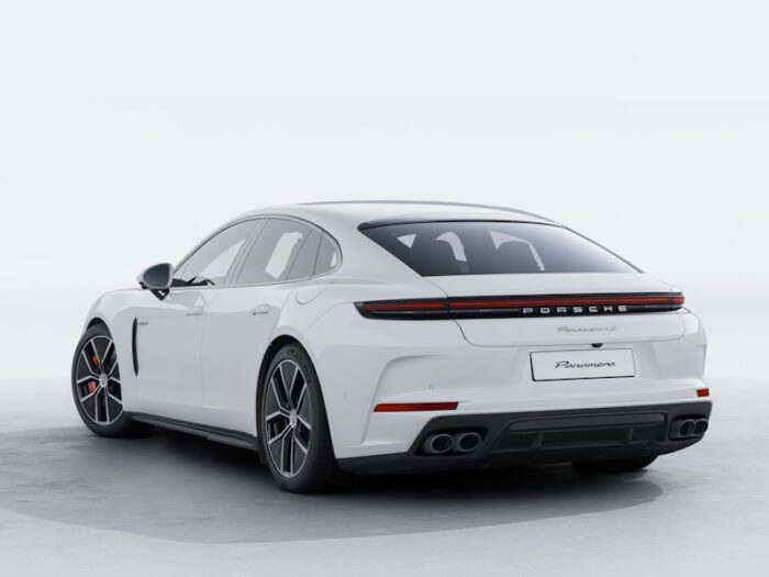 Porsche Panamera (2024) 4S E-Hybrid Sport Design Package - Image 2