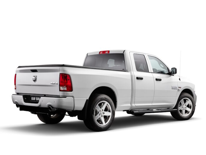 RAM 1500 (2018) Express - Image 2