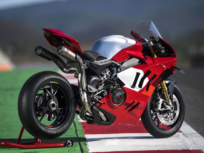 Ducati Panigale (2024) V4R - Image 2