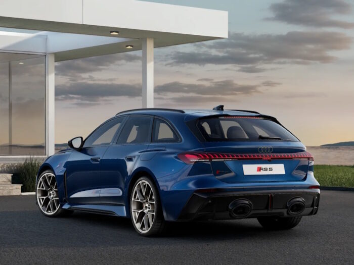 Audi RS5 (2026) Avant - Image 2