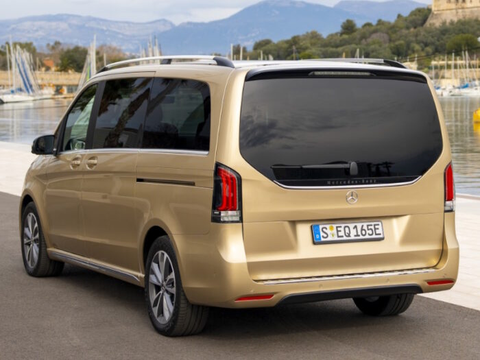 Mercedes-Benz EQV (2024) - Image 2