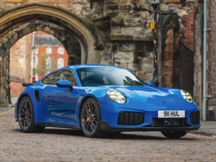 Porsche 911 (2026) Turbo S Sport Design Package