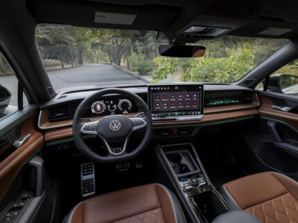 Volkswagen Tiguan (2025) Interior