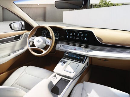 Hyundai Grandeur (2022) Interior