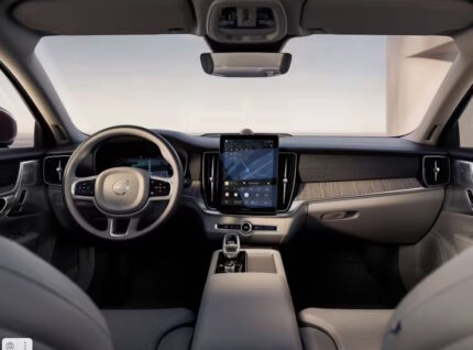 Volvo S90 (2025) Interior