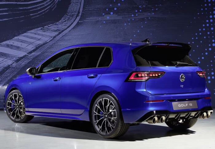 Volkswagen Golf (2025) R - Image 2