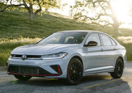 Volkswagen Jetta (2025) GLI