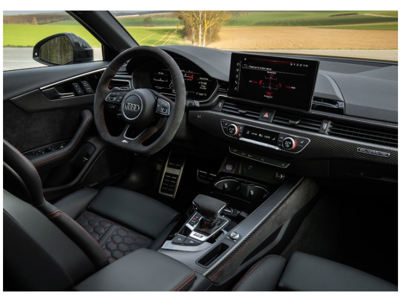 a_1-1 Audi RS4 (2020) Avant Interior - Image 1