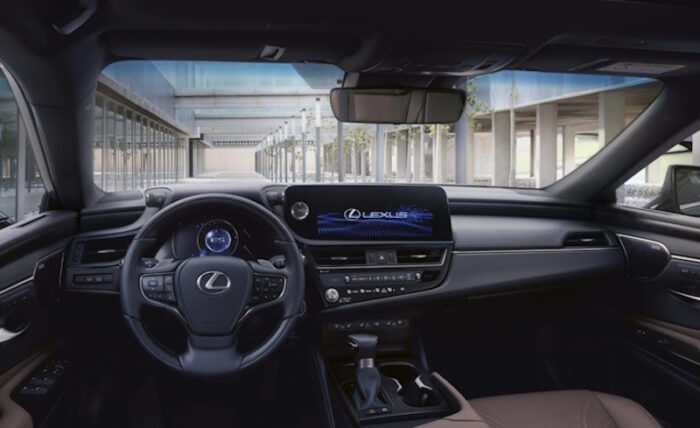 Lexus ES (2021) Interior - Image 2