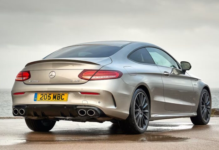 Mercedes-Benz C-Class (2018) AMG Coupe - Image 2