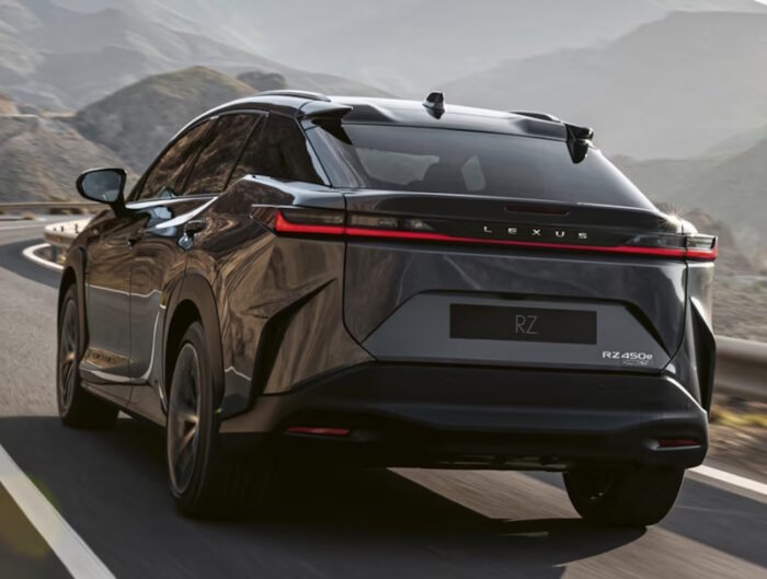 Lexus RZ (2023) - Image 2