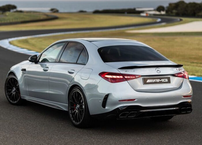 Mercedes-Benz C-Class (2022) AMG 63 S Performance - Image 2