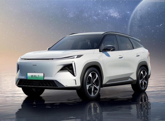 Geely Galaxy (2023) L7 Interior - Image 2