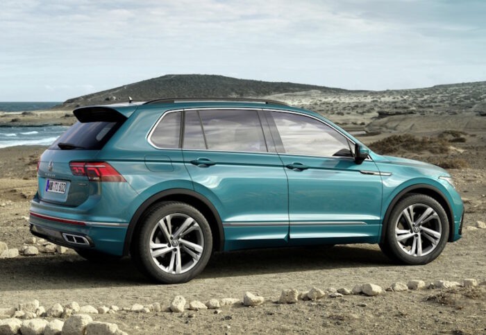 Volkswagen Tiguan (2020) R-Line - Image 2