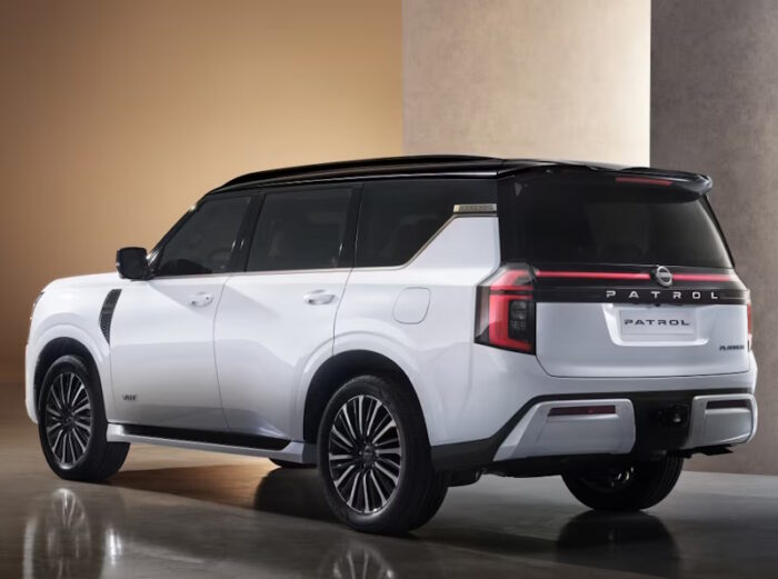 Nissan Patrol (2024) Platinum - Image 2