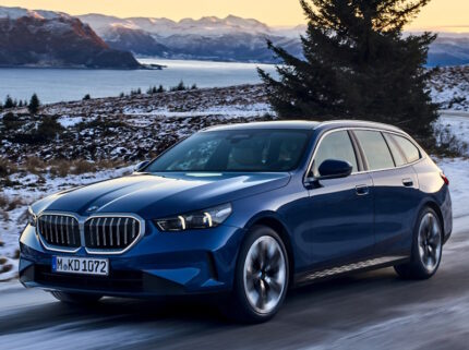 BMW 5 Series (2024) Touring Base