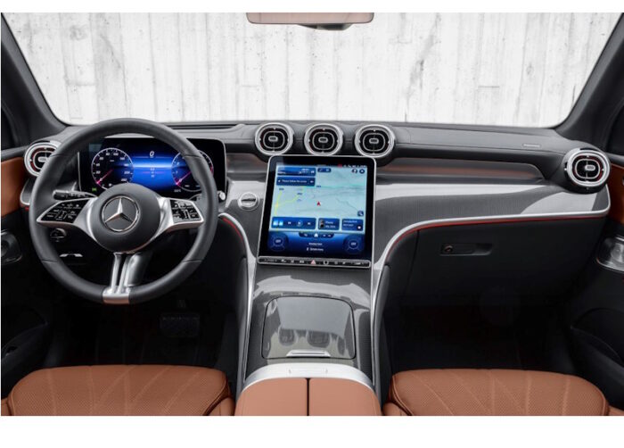 Mercedes-Benz GLC (2023) Long Interior (China) - Image 2
