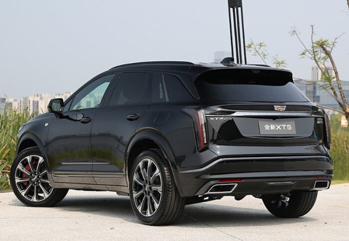 Cadillac XT5 (2025) China - Image 2