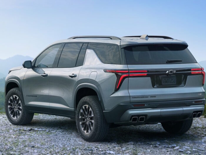 Chevrolet Traverse (2024) Z71 - Image 2