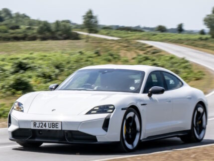 Porsche Taycan (2024) Turbo S