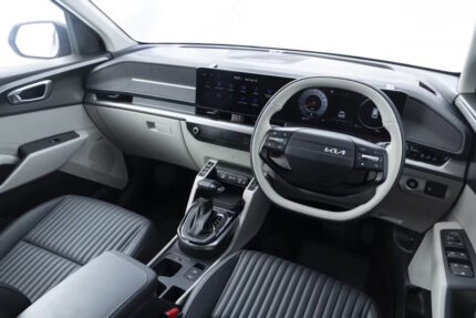 Kia Carens (2026) Latin America Interior
