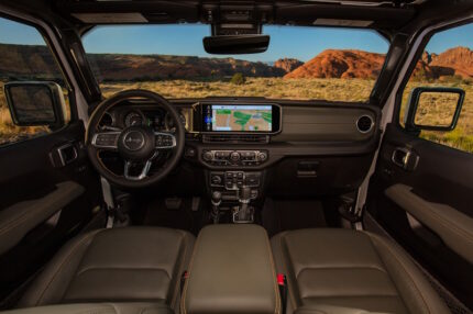 Jeep Wrangler (2023) Unlimited High Altitude 4xe Interior