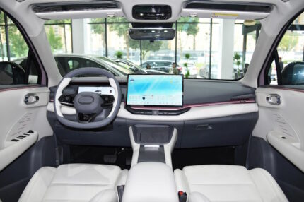 Lynk&Co 06 (2024) Interior