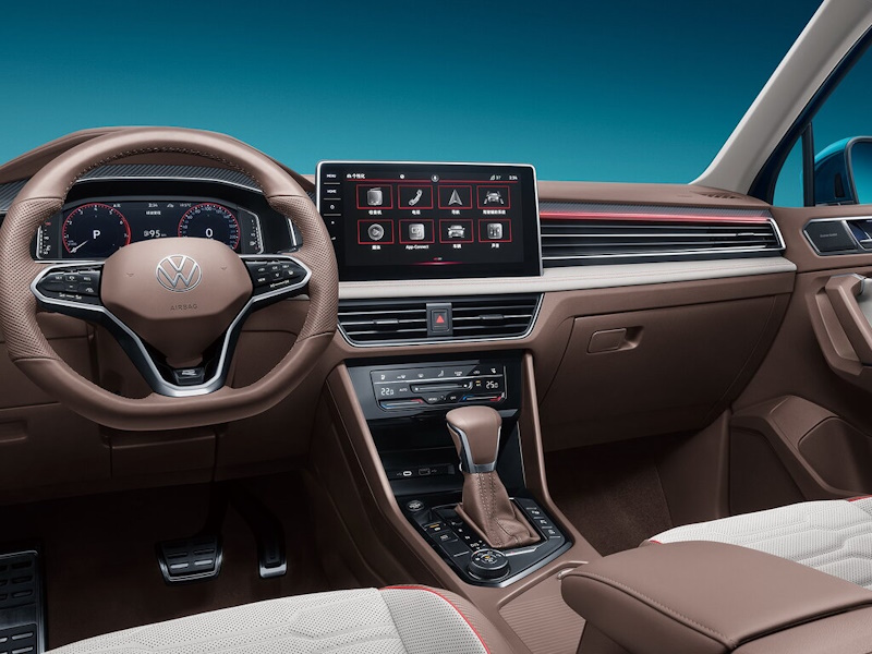 inter_58-1 Volkswagen Tiguan (2022) L China Interior - Image 1
