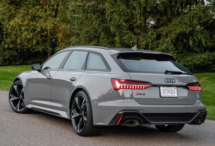 Audi RS6 (2021) Avant - Image 2