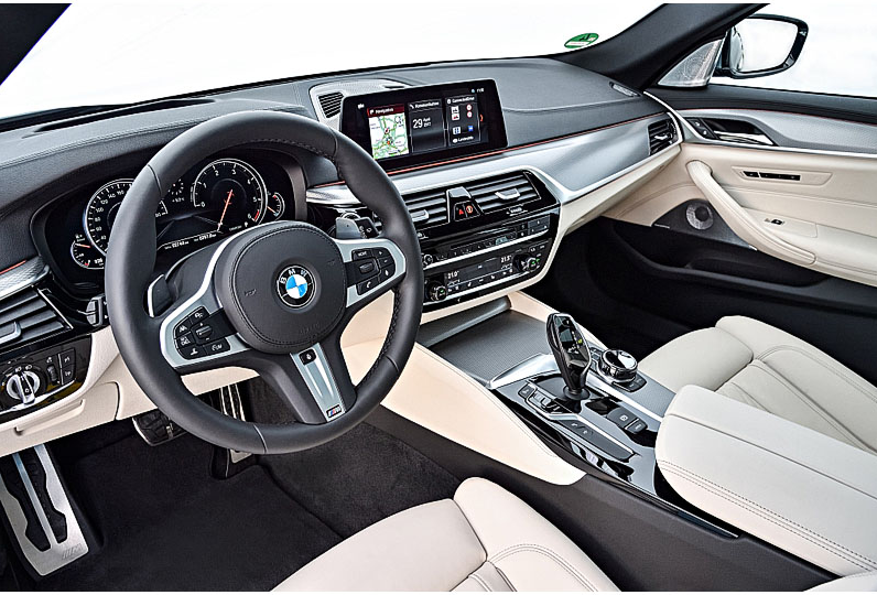 name_bmw_5_series_2017_interer_id_834_rand_810643_num_1-png BMW 5-series (2017) Interior - Image 1