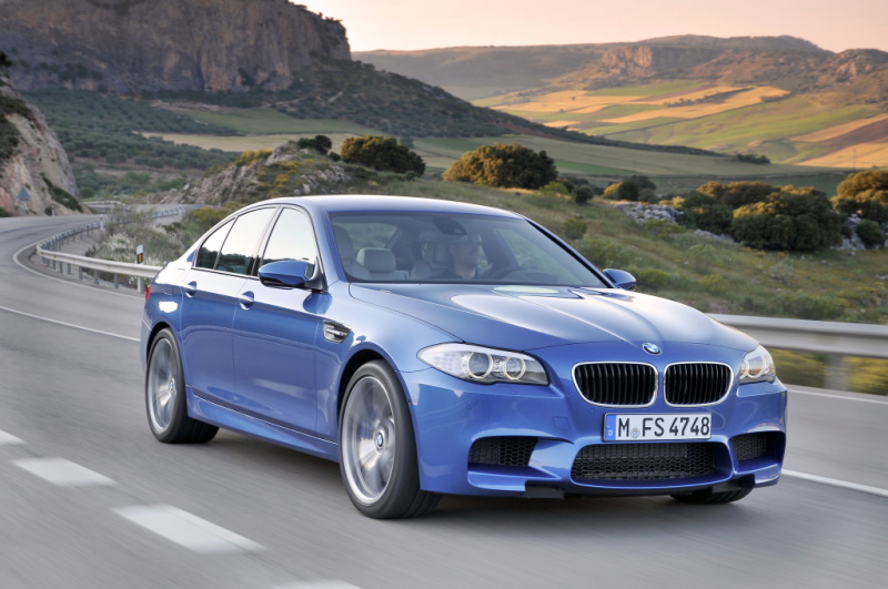 name_bmw_m5_2013_id_2131_rand_485847_num_1-jpg-1 BMW M5 (2013) - Image 1