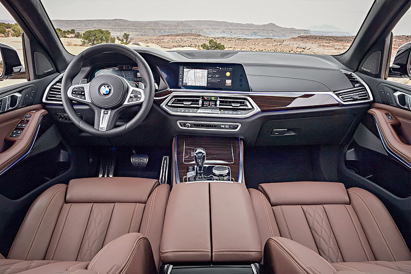 BMW X5 (2018) M-Sport Interior - Image 1
