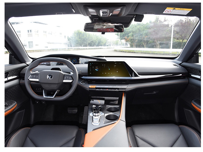 Changan UNI-V (2022) Interior - Image 1