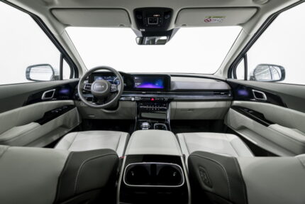 Kia Carnival (2022) Hi-Limousine Vantailor Interior