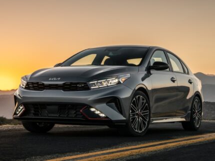 Kia Forte (2022) GT