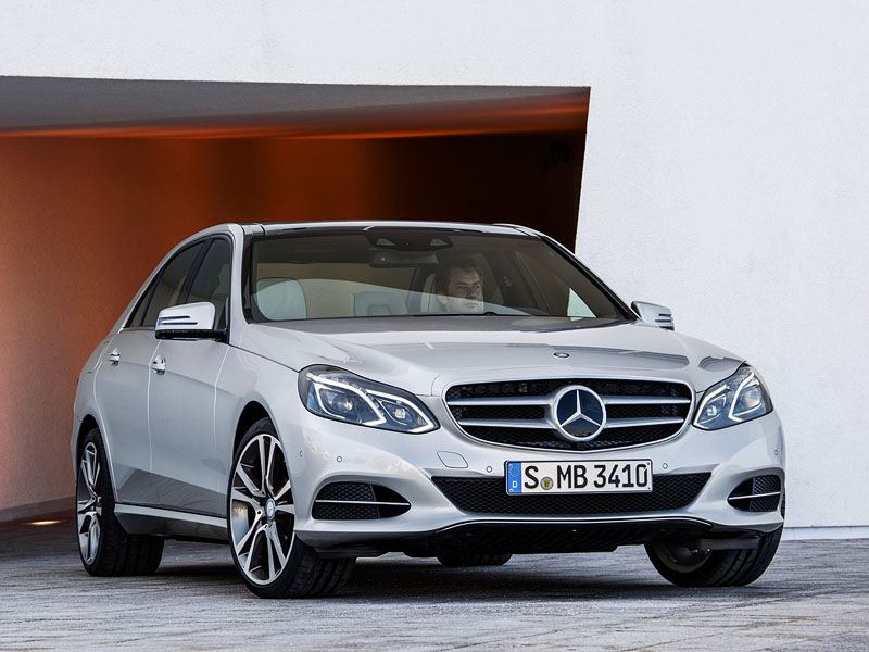 Mercedes-Benz E (2013) - Image 1
