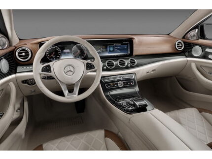 Mercedes-Benz E (2017) Interior